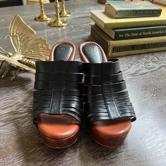 Johnston & Murphy Womens Heels - Picture 2 of 6